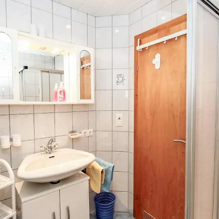 Apartment Christian By Interhome Ginzling